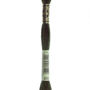 DMC Moulinégarn - 935