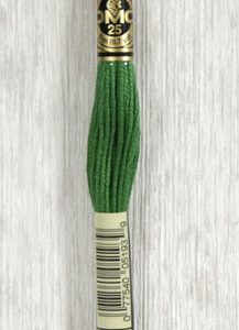 DMC Moulinégarn - 700