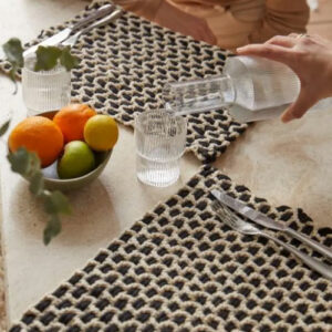 DMC Gift of Stitch - hekle kit, dekkebrikke