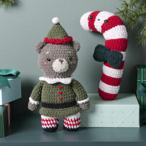 Hekleoppskrift - teddybjørn-nisse og sukkerstang