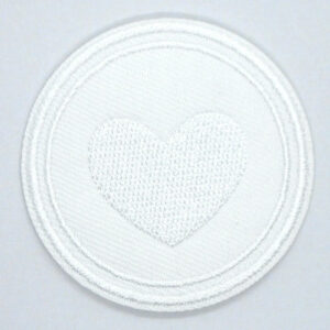 Strykemerke - rund m/hjerte hvit