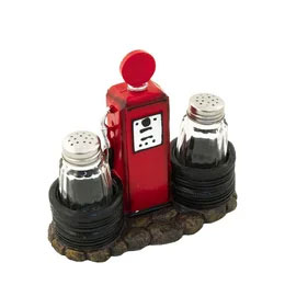 Bensinpumpe med salt- og pepperbøsse